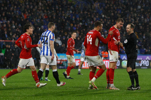 端的表现都 端的表现都