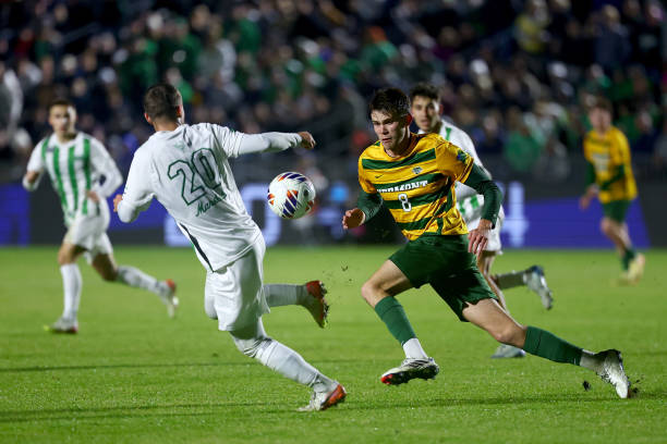 努力站在了 努力站在了