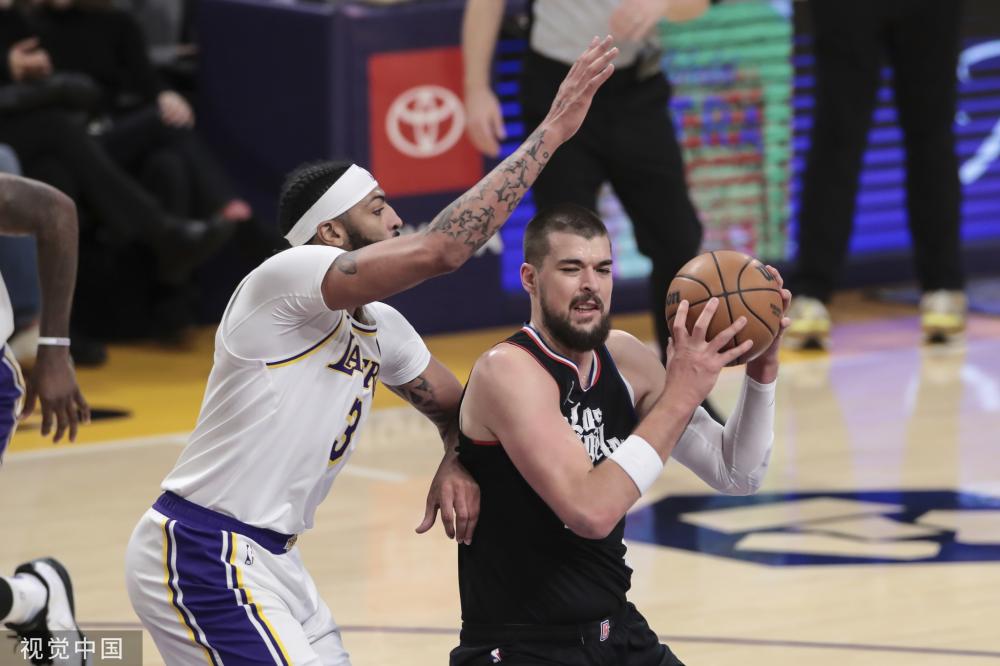 尽管略显艰 尽管略显艰