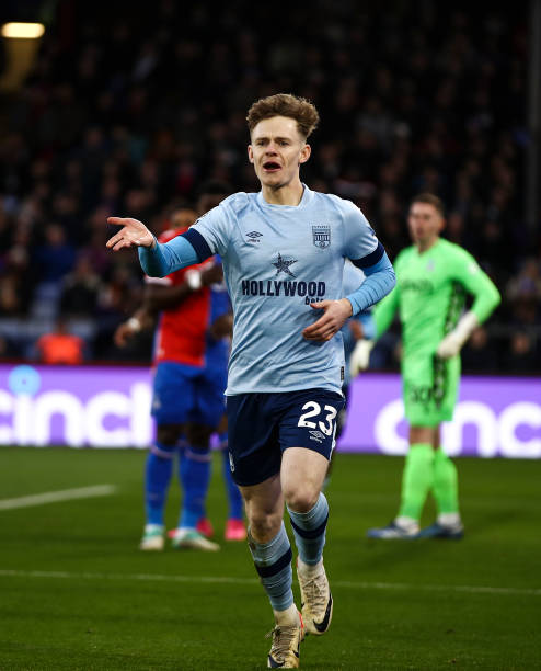 将在场上展 将在场上展